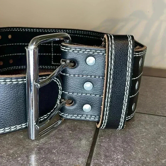 Fit Active Sports Weightlifting Belt - Picture 6 of 7